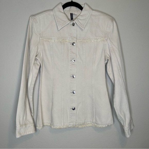 H&M Divided Denim Jacket with Shoulder Pad light beige raw edge trim size XS - Picture 2 of 8